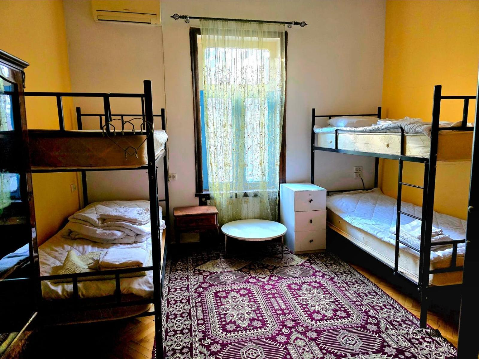 Colors Hostel Tbiliszi Kültér fotó