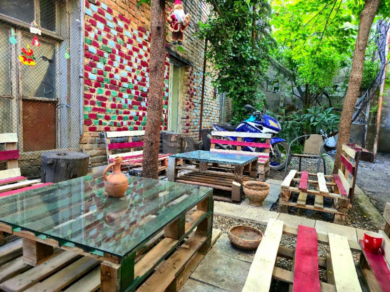 Colors Hostel Tbiliszi Kültér fotó
